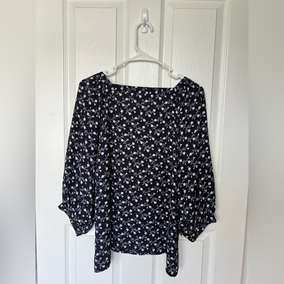 Squareneck floral blouse - Picture 7 of 9